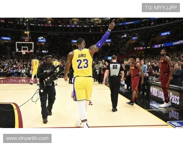 詹姆斯冲击第24季湖人盼回归